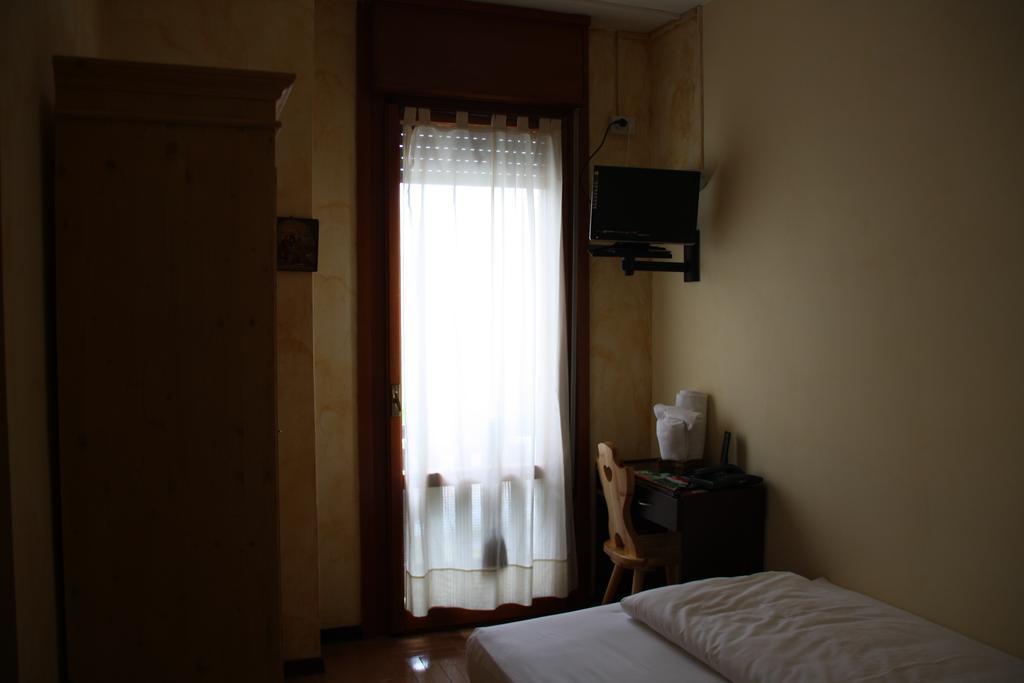 Hotel La Caminatha Val di Zoldo Rum bild
