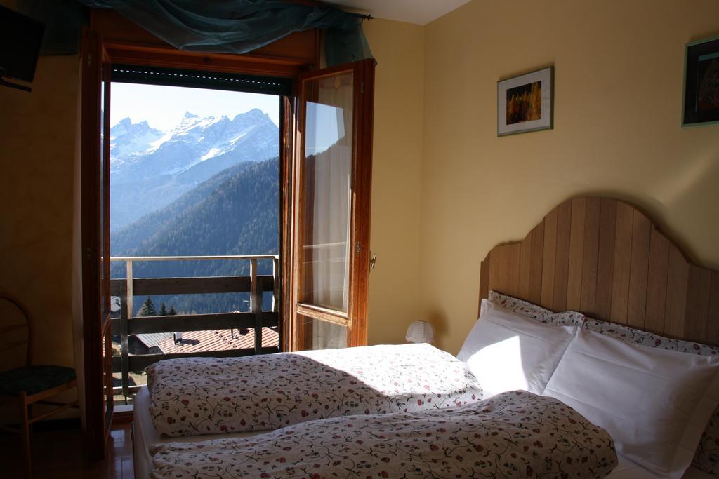 Hotel La Caminatha Val di Zoldo Rum bild