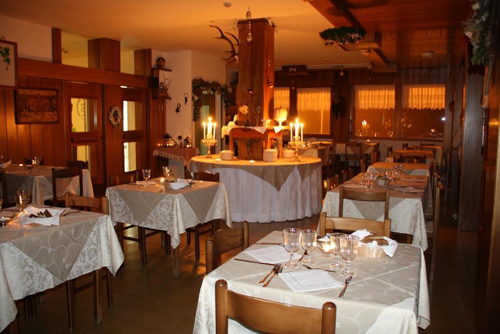 Hotel La Caminatha Val di Zoldo Exteriör bild